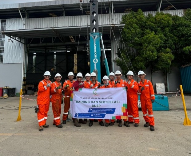 TRAINING & SERTIFIKASI BNSP - OPERATOR CRANE PEDESTAL KELAS C